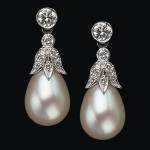 diamond-trefoile-pearl-drop-earrings